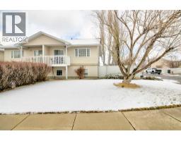 65 Ermineview Way N, Lethbridge, Alberta