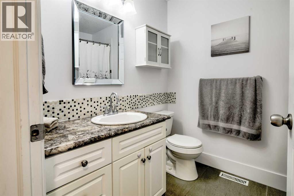 65 Ermineview Way N, Lethbridge, Alberta  T1H 6M8 - Photo 15 - A2293459