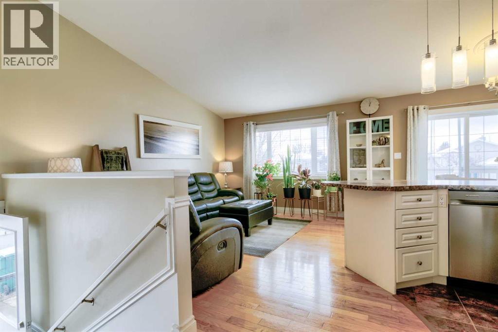 65 Ermineview Way N, Lethbridge, Alberta  T1H 6M8 - Photo 8 - A2293459