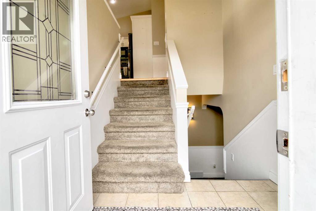 65 Ermineview Way N, Lethbridge, Alberta  T1H 6M8 - Photo 7 - A2293459