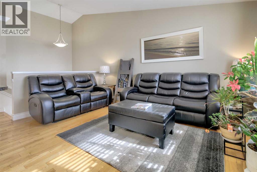 65 Ermineview Way N, Lethbridge, Alberta  T1H 6M8 - Photo 9 - A2293459