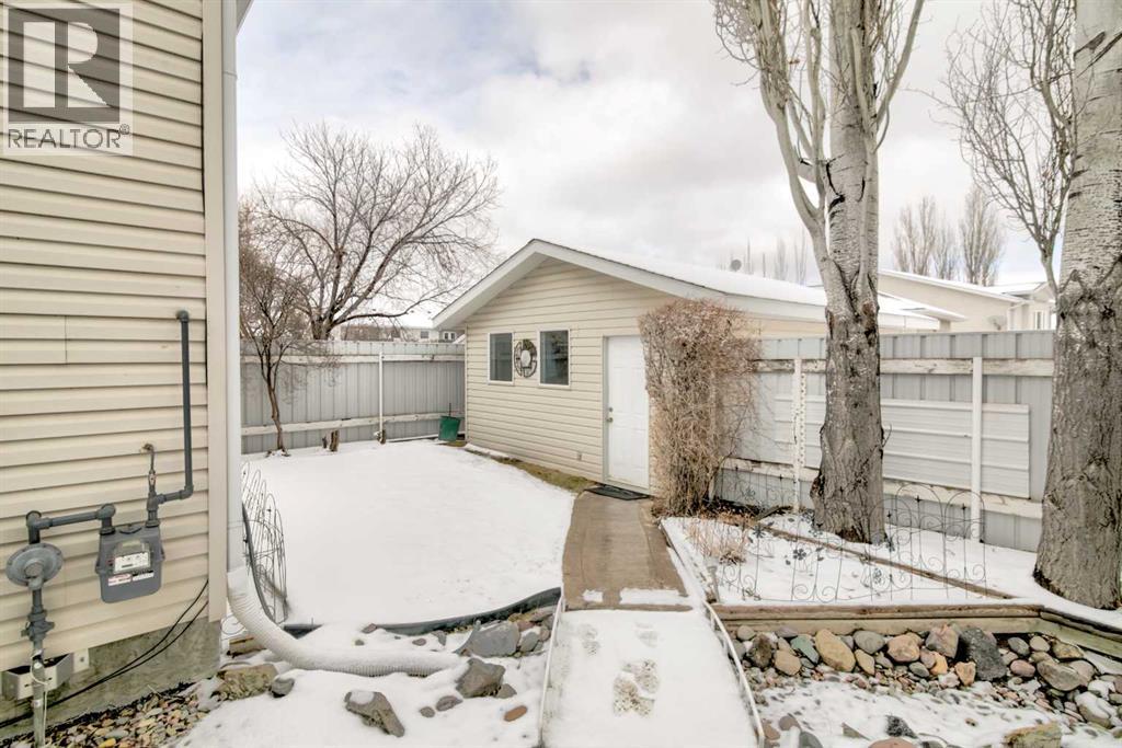 65 Ermineview Way N, Lethbridge, Alberta  T1H 6M8 - Photo 34 - A2293459