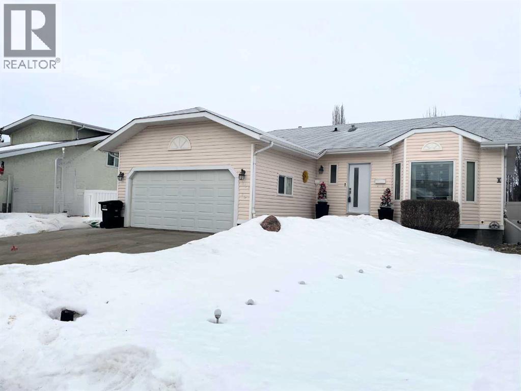5704 35 Avenue, Camrose, Alberta
