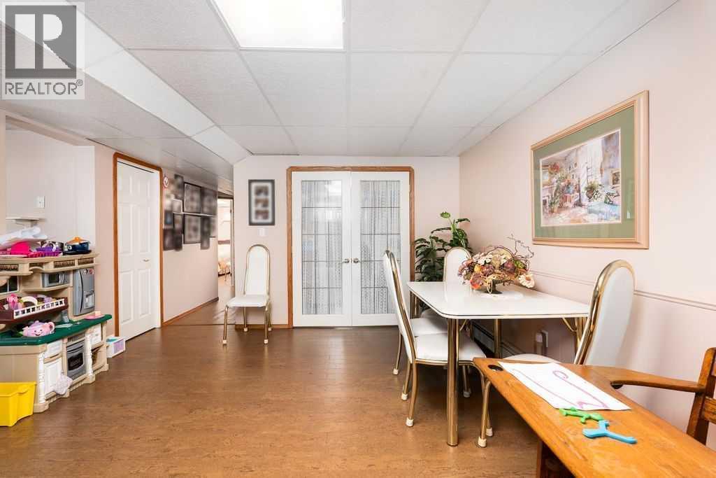 5704 35 Avenue, Camrose, Alberta  T4V 4N2 - Photo 30 - A2251353