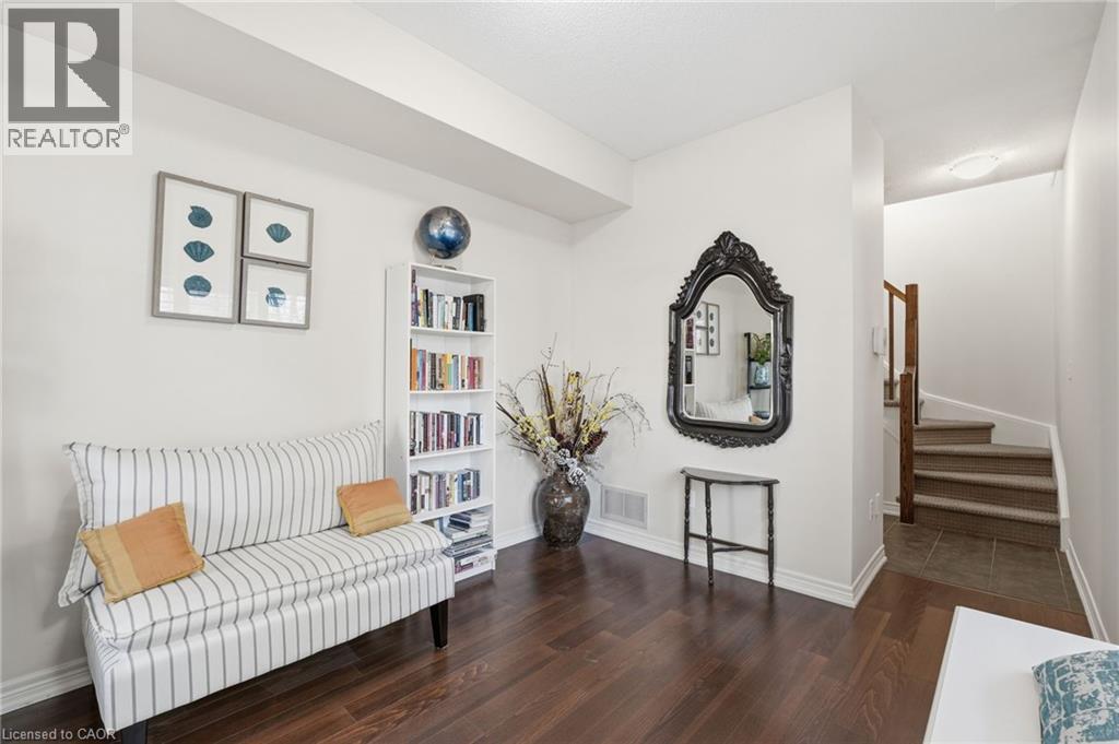 362 Plains Road E Unit# 42, Burlington, Ontario  L7T 0A4 - Photo 4 - 40810231