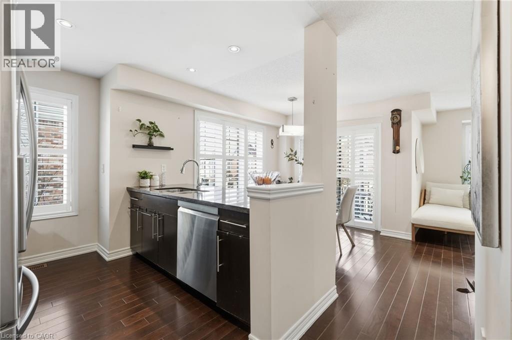 362 Plains Road E Unit# 42, Burlington, Ontario  L7T 0A4 - Photo 5 - 40810231