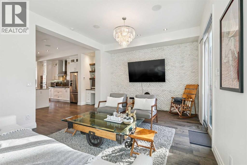 2109 20 Avenue Sw, Calgary, Alberta  T2T 0M3 - Photo 2 - A2292286