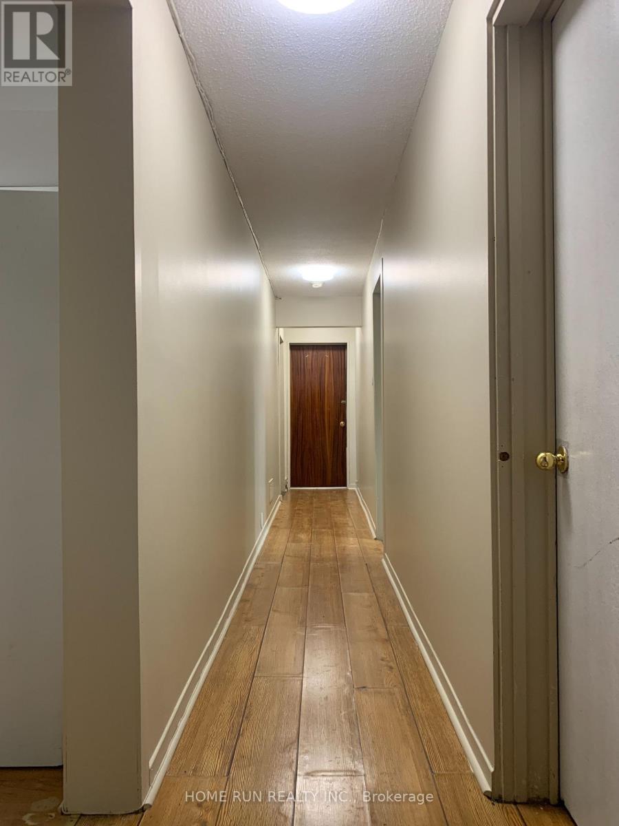 3 - 859 Tavistock Street, Ottawa, Ontario  K2B 5N5 - Photo 3 - X12887804