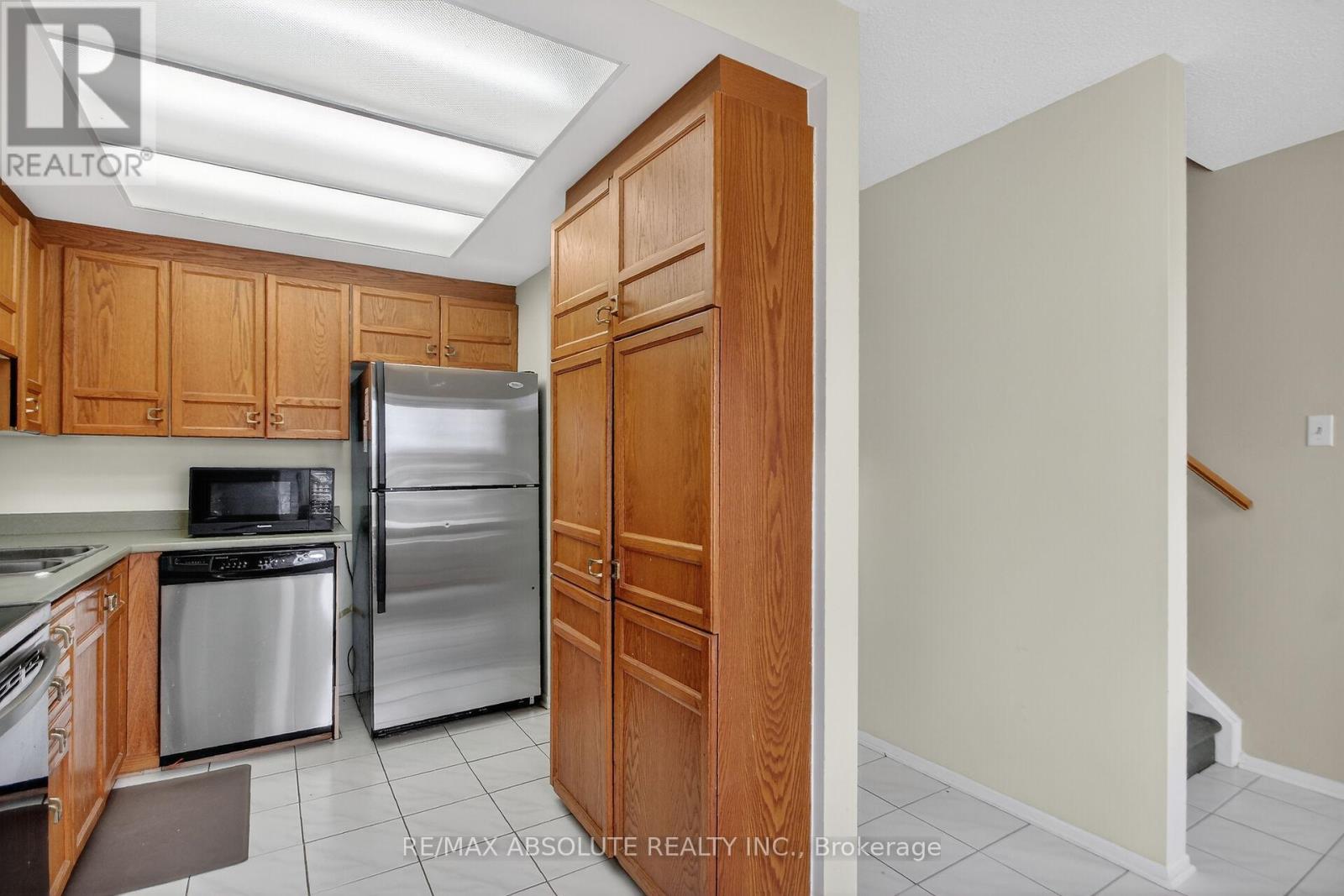 231 Harriot Private, Ottawa, Ontario K1T 3E1 - Photo 14 - X12887874