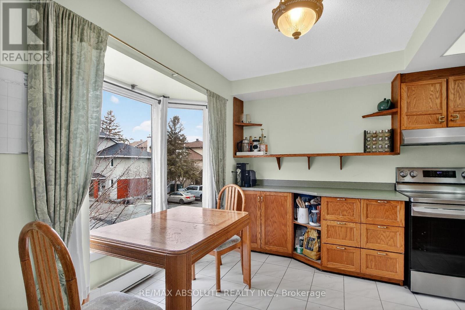 231 Harriot Private, Ottawa, Ontario K1T 3E1 - Photo 15 - X12887874