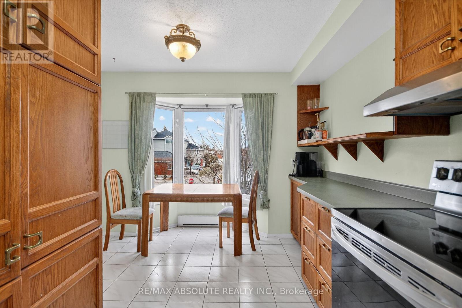 231 Harriot Private, Ottawa, Ontario K1T 3E1 - Photo 16 - X12887874