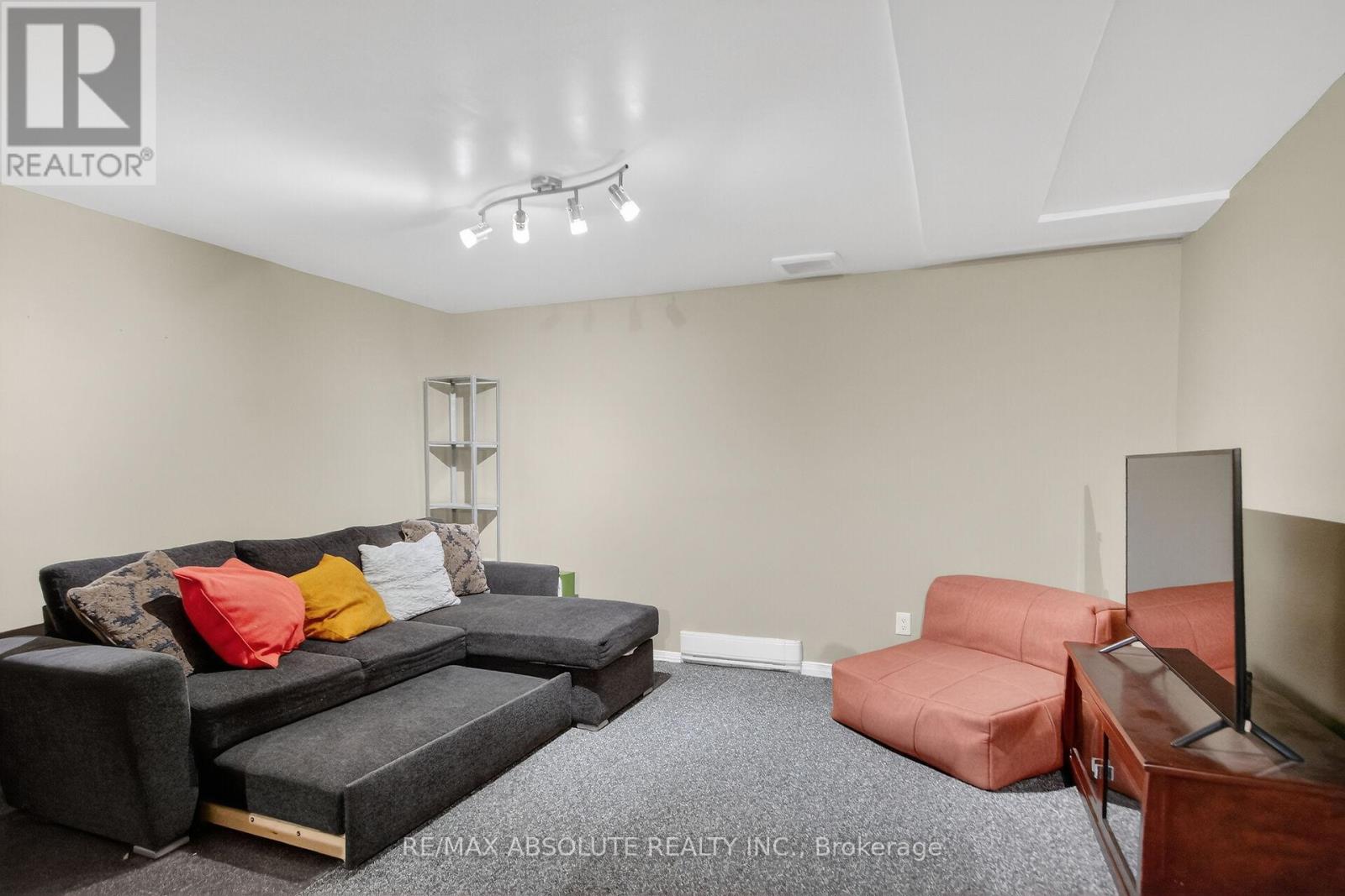 231 Harriot Private, Ottawa, Ontario K1T 3E1 - Photo 35 - X12887874