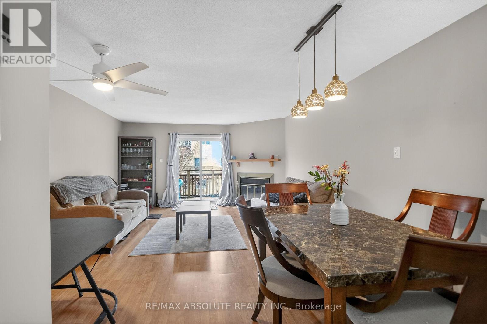 231 Harriot Private, Ottawa, Ontario K1T 3E1 - Photo 5 - X12887874