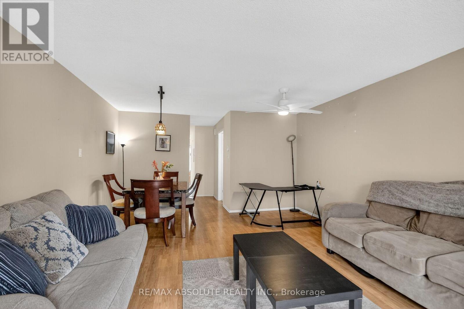 231 Harriot Private, Ottawa, Ontario K1T 3E1 - Photo 9 - X12887874