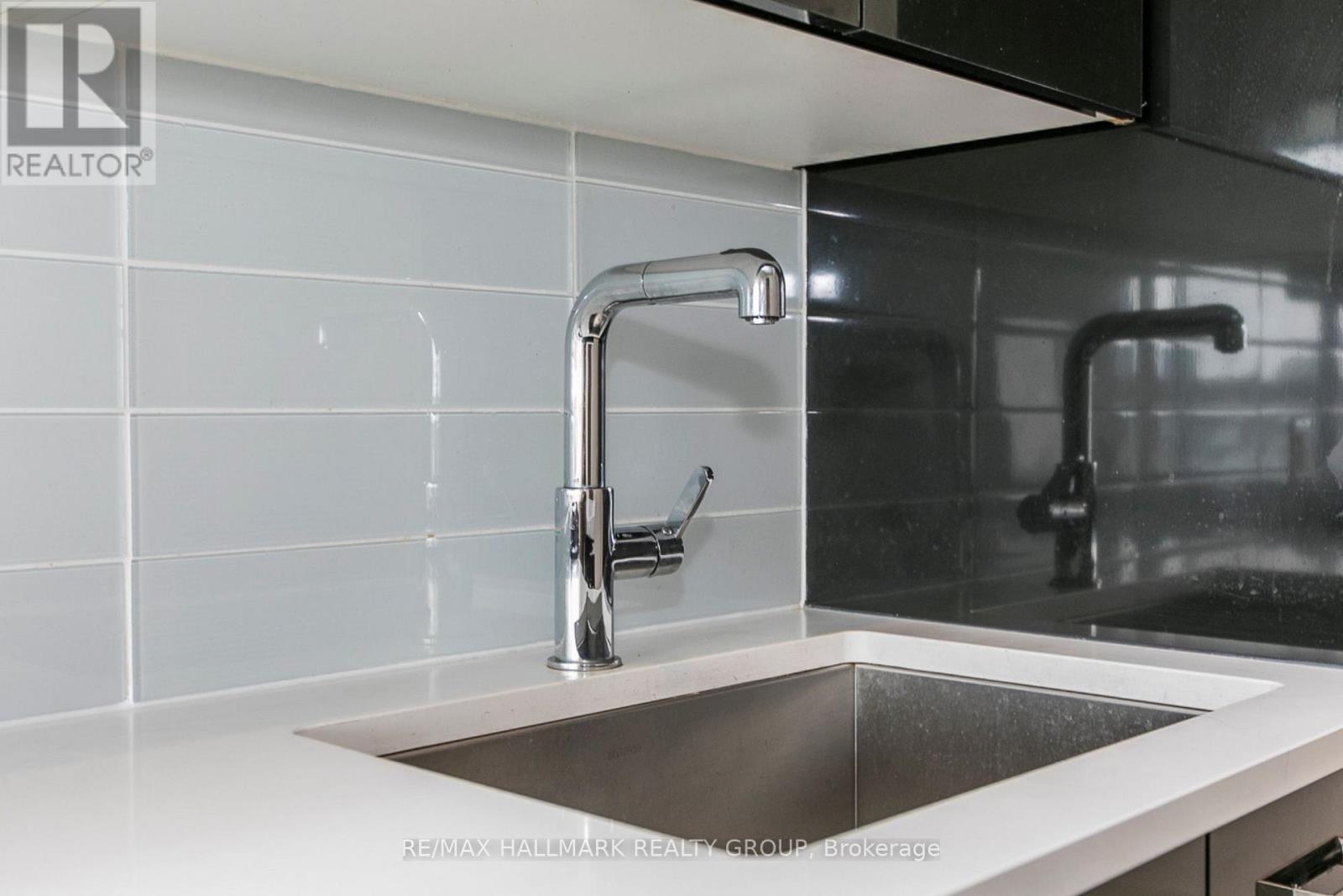 406 - 224 Lyon Street, Ottawa, Ontario  K1R 5V9 - Photo 12 - X12887884