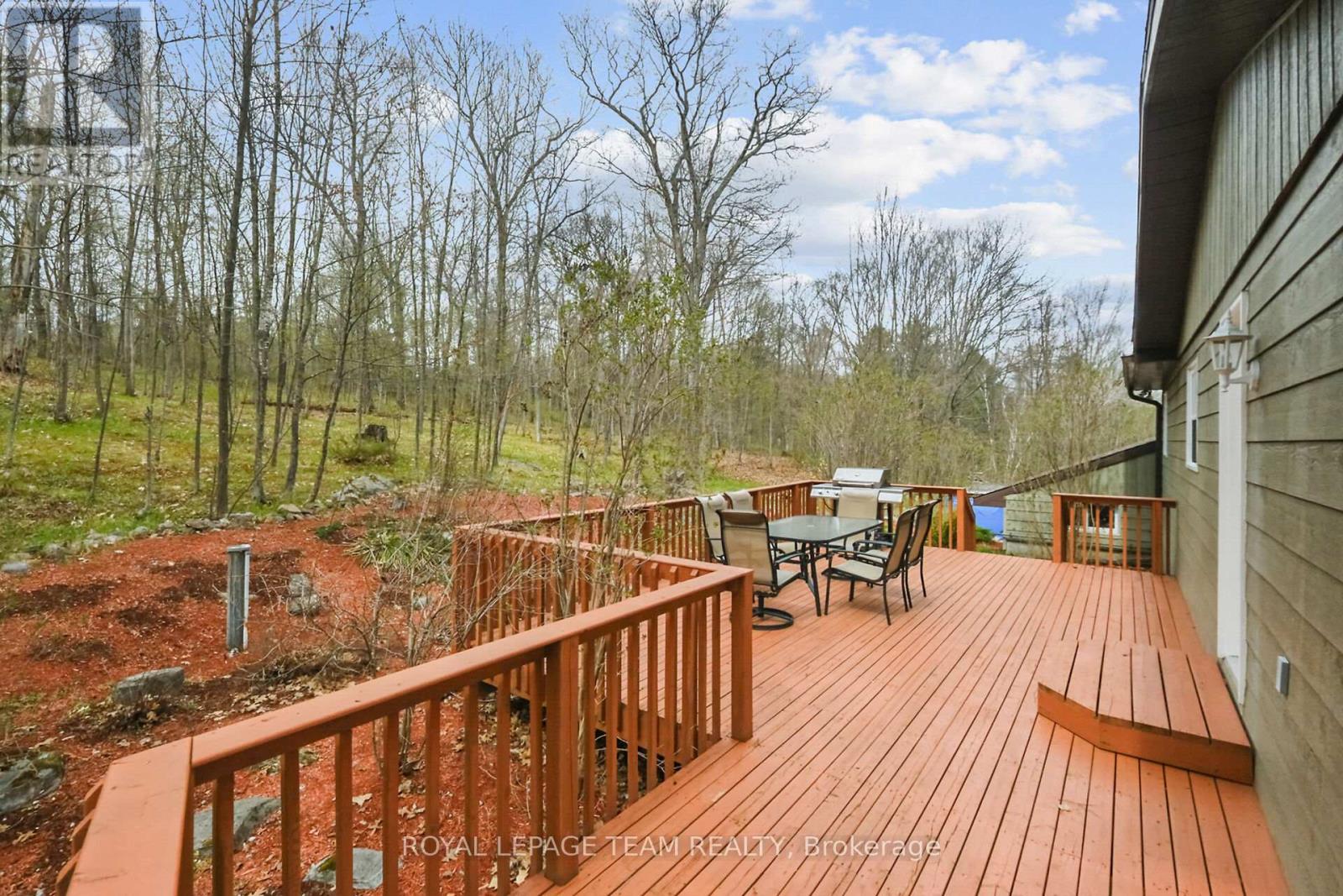 371 Kennedy Road, Greater Madawaska, Ontario  K0J 1H0 - Photo 35 - X12887936