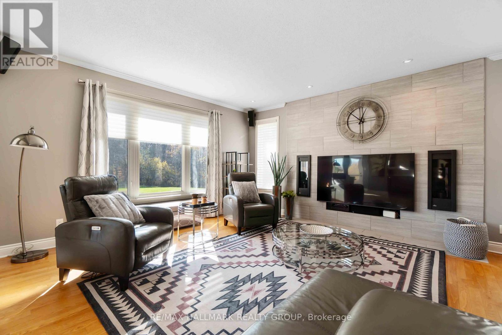 137 Goodman Drive, Ottawa, Ontario K2W 1C7 - Photo 13 - X12887984