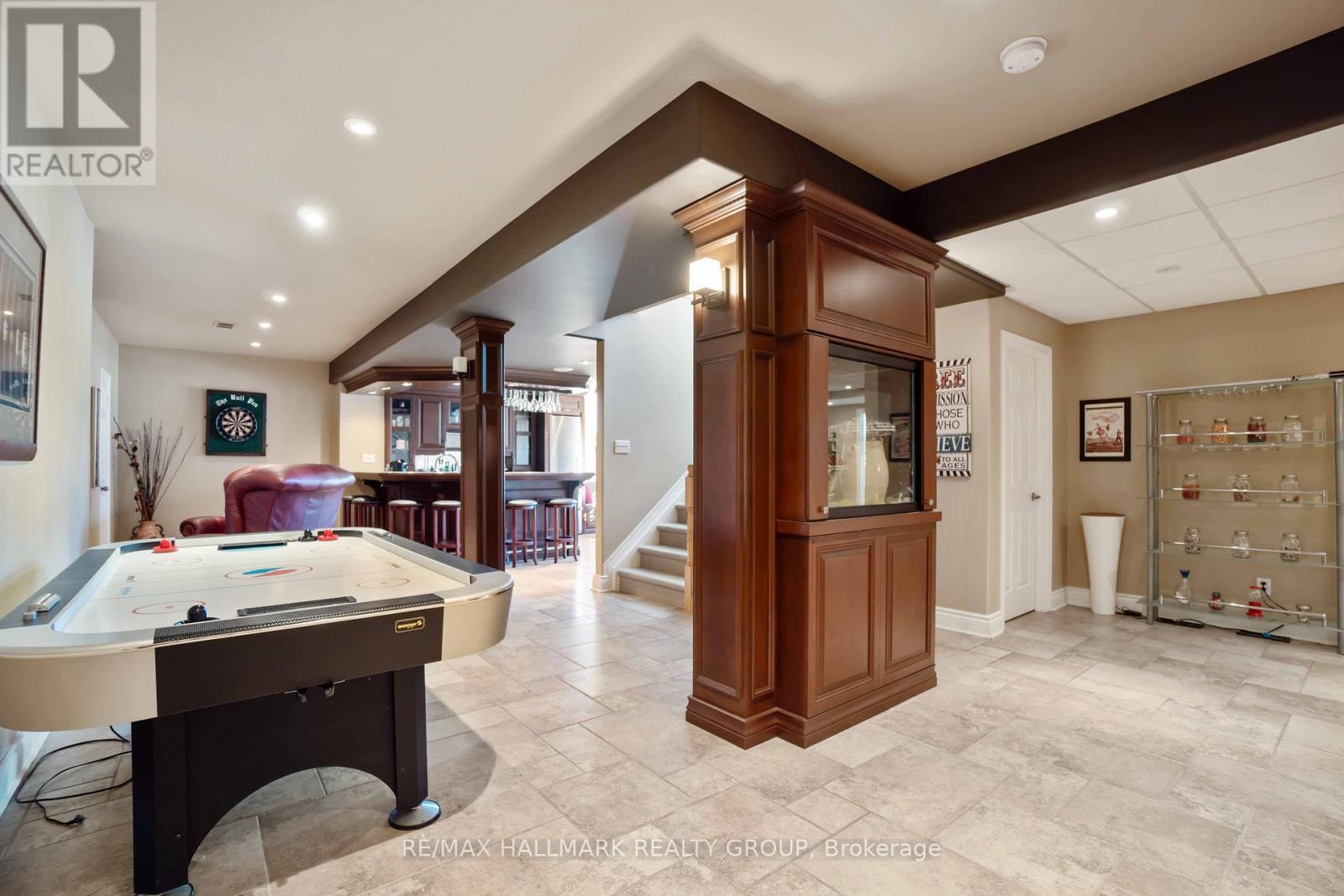 137 Goodman Drive, Ottawa, Ontario K2W 1C7 - Photo 32 - X12887984