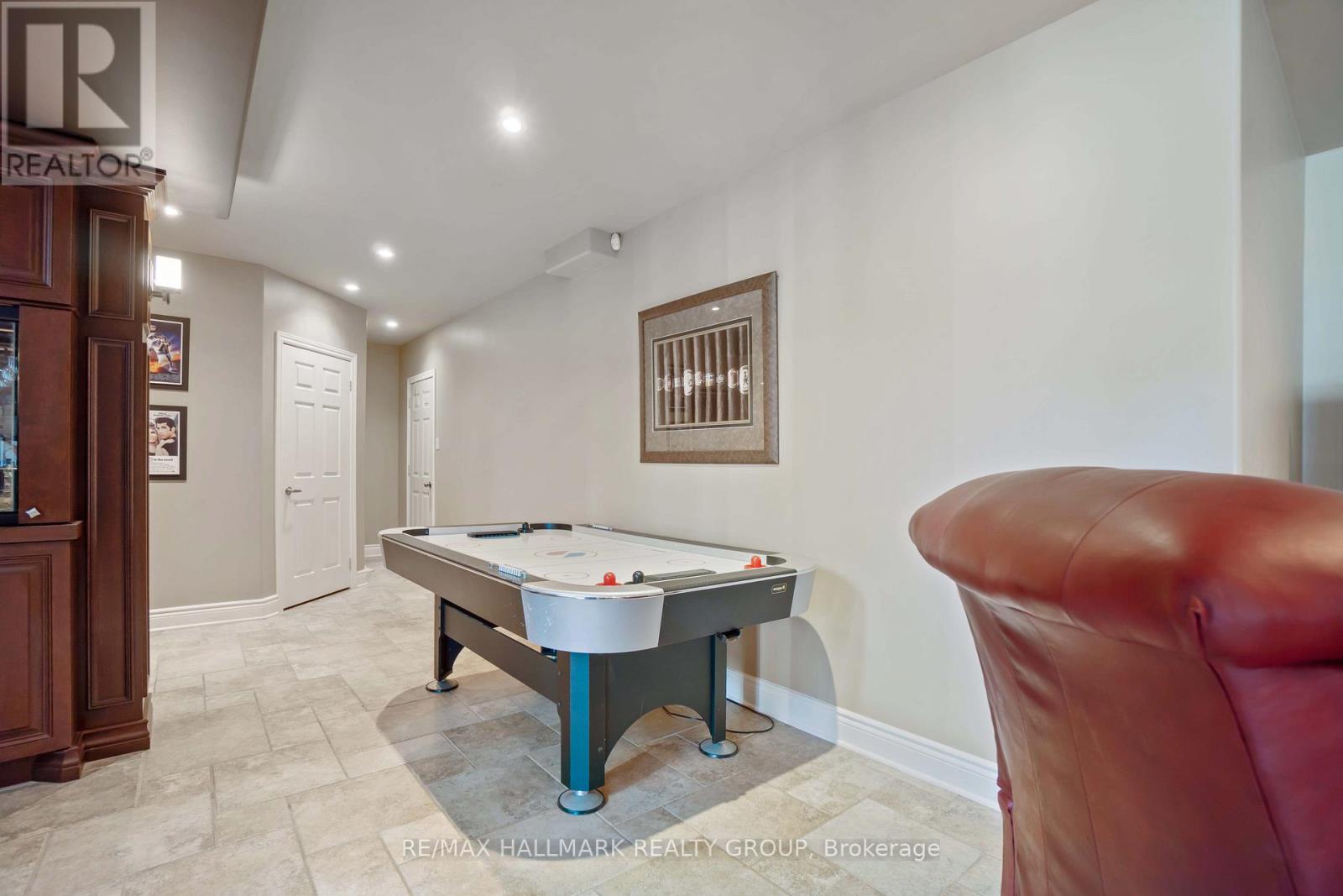 137 Goodman Drive, Ottawa, Ontario K2W 1C7 - Photo 33 - X12887984