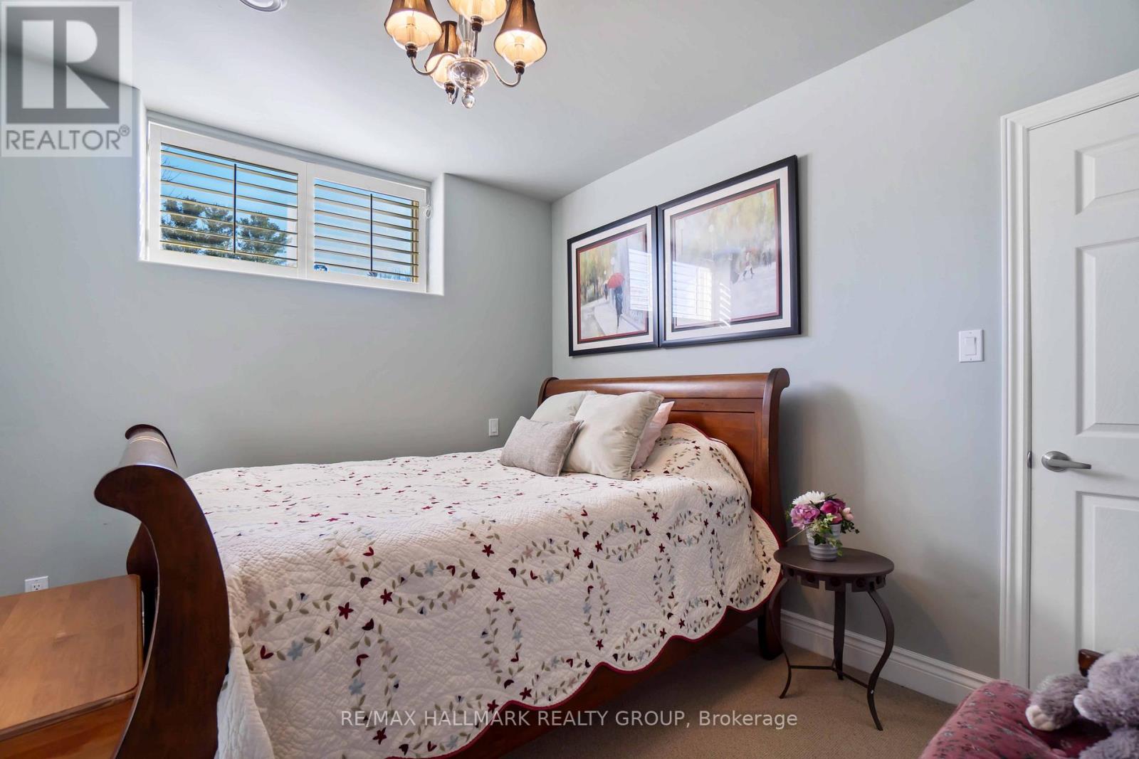 137 Goodman Drive, Ottawa, Ontario K2W 1C7 - Photo 35 - X12887984