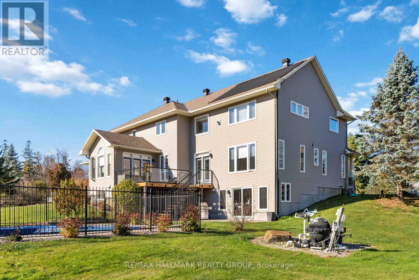 137 Goodman Drive, Ottawa, Ontario K2W 1C7 - Photo 38 - X12887984