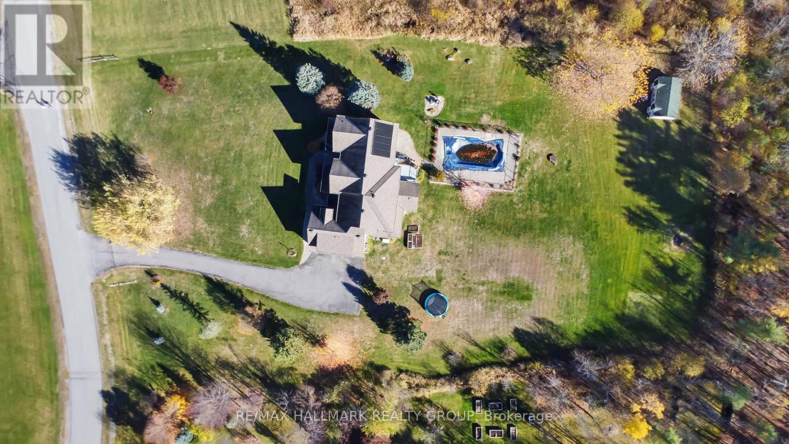 137 Goodman Drive, Ottawa, Ontario K2W 1C7 - Photo 41 - X12887984