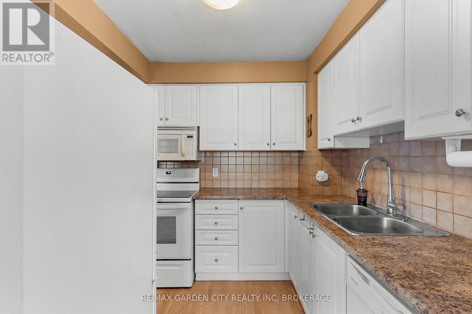 2 - 286 Cushman Road, St. Catharines, Ontario  L2M 6Z2 - Photo 15 - X12887878