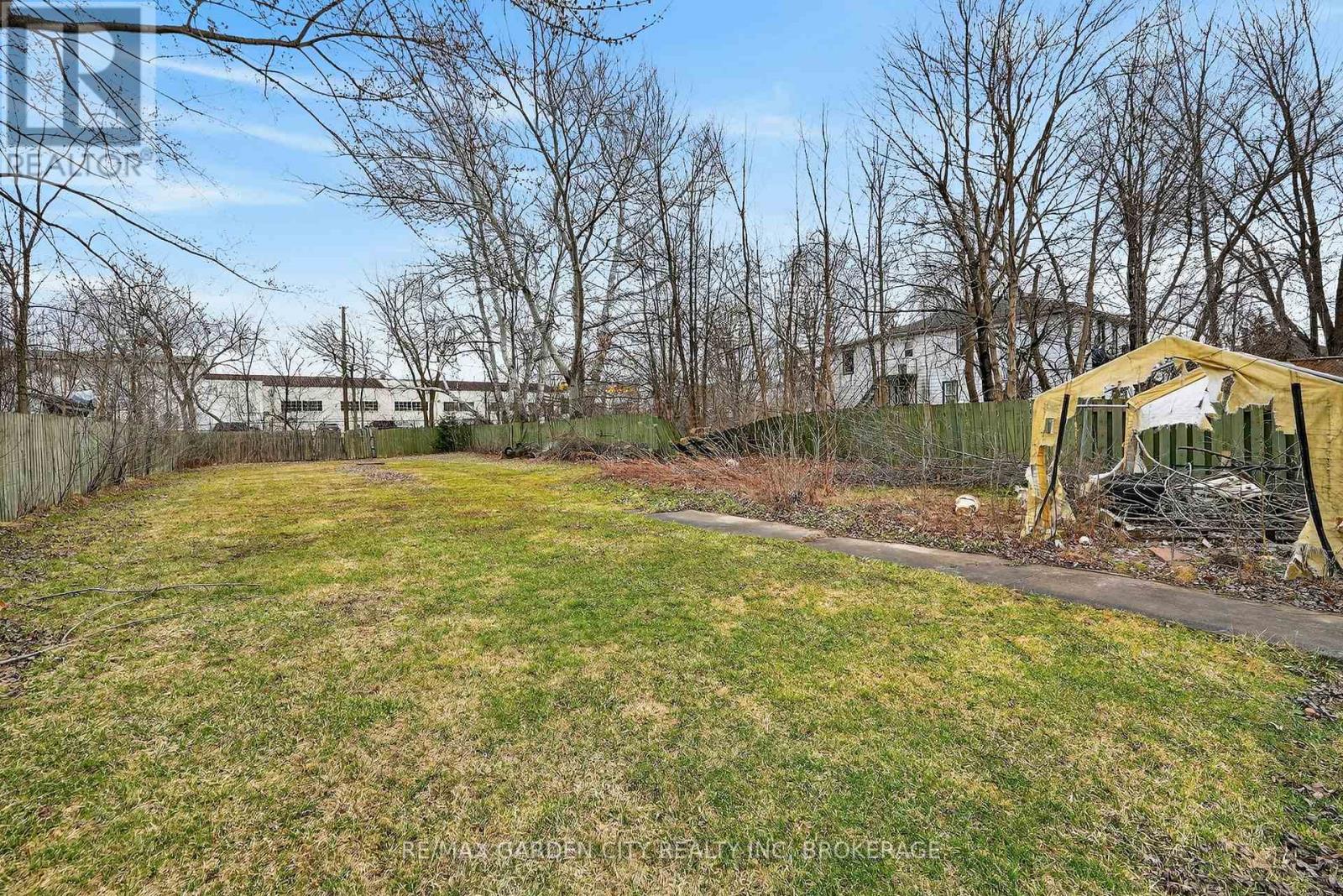 284 Burgar Street, Welland, Ontario  L3B 2T6 - Photo 31 - X12887964