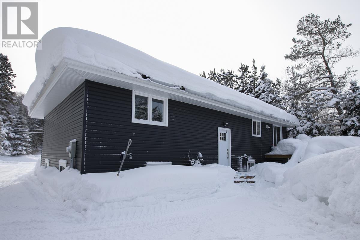 80 Trout Lake Rd, Heyden, Ontario  P6A 0E4 - Photo 6 - SM260174