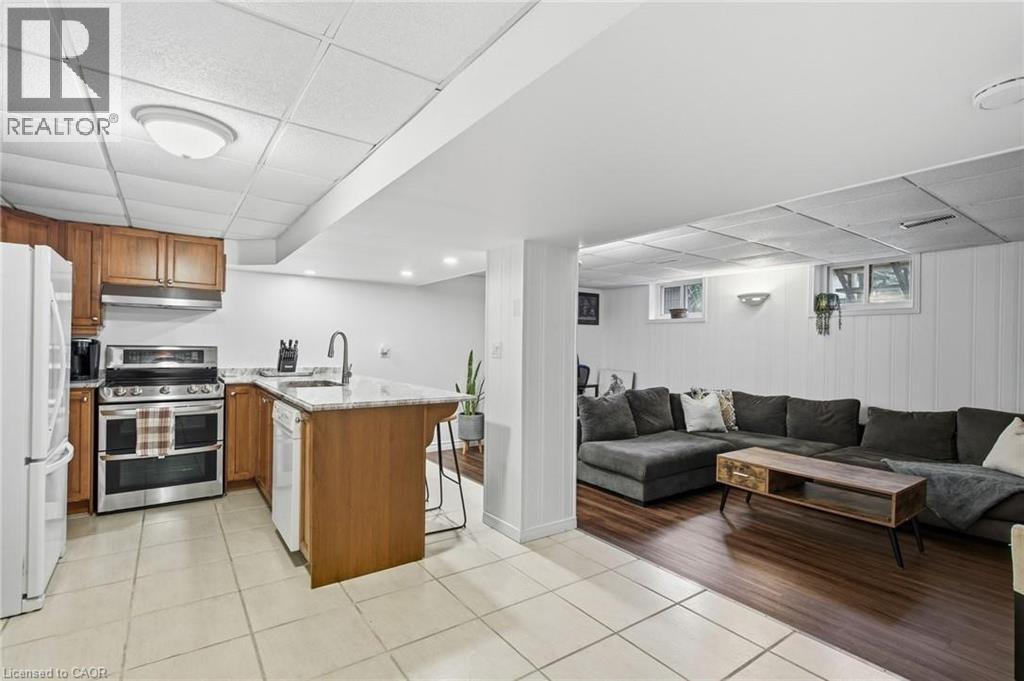 570 Westview Avenue, Hamilton, Ontario  L9G 1N9 - Photo 29 - 40812564