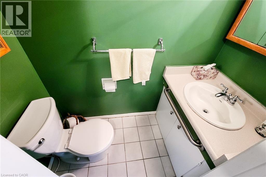 151 Gateshead Crescent Unit# 65, Stoney Creek, Ontario  L8G 3W1 - Photo 24 - 40807300