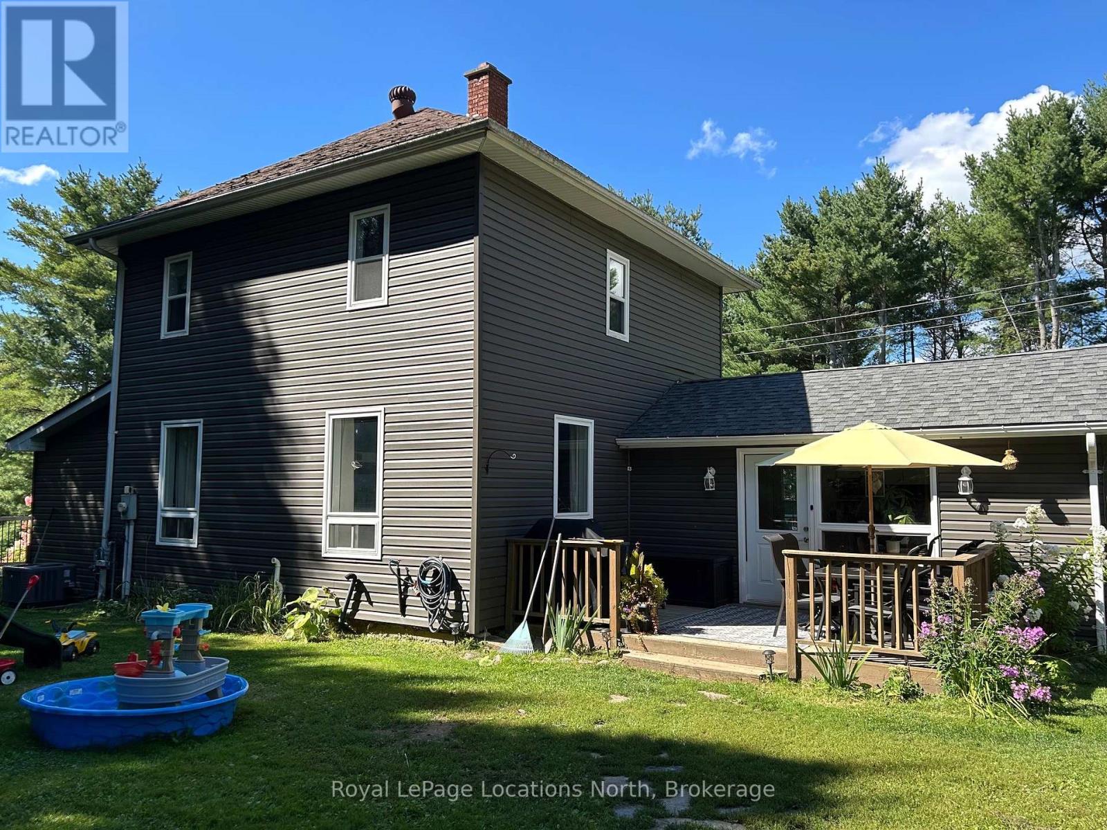 205 First Avenue, Armour, Ontario  P0A 1C0 - Photo 1 - X12887944