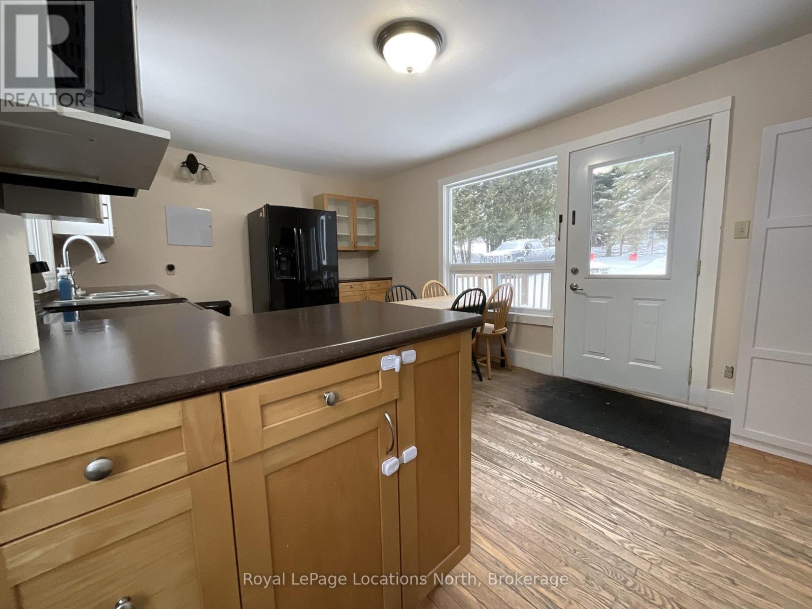 205 First Avenue, Armour, Ontario  P0A 1C0 - Photo 15 - X12887944