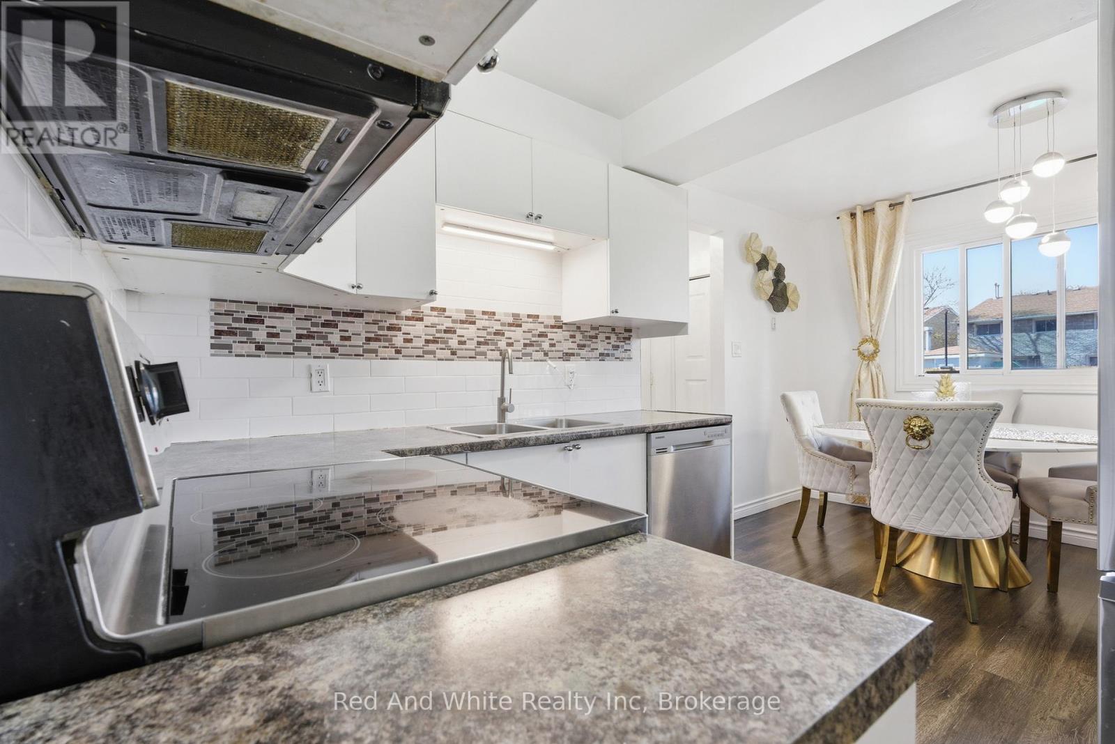 43 - 423 Westwood Drive, Kitchener, Ontario  N2M 5B5 - Photo 36 - X12888018