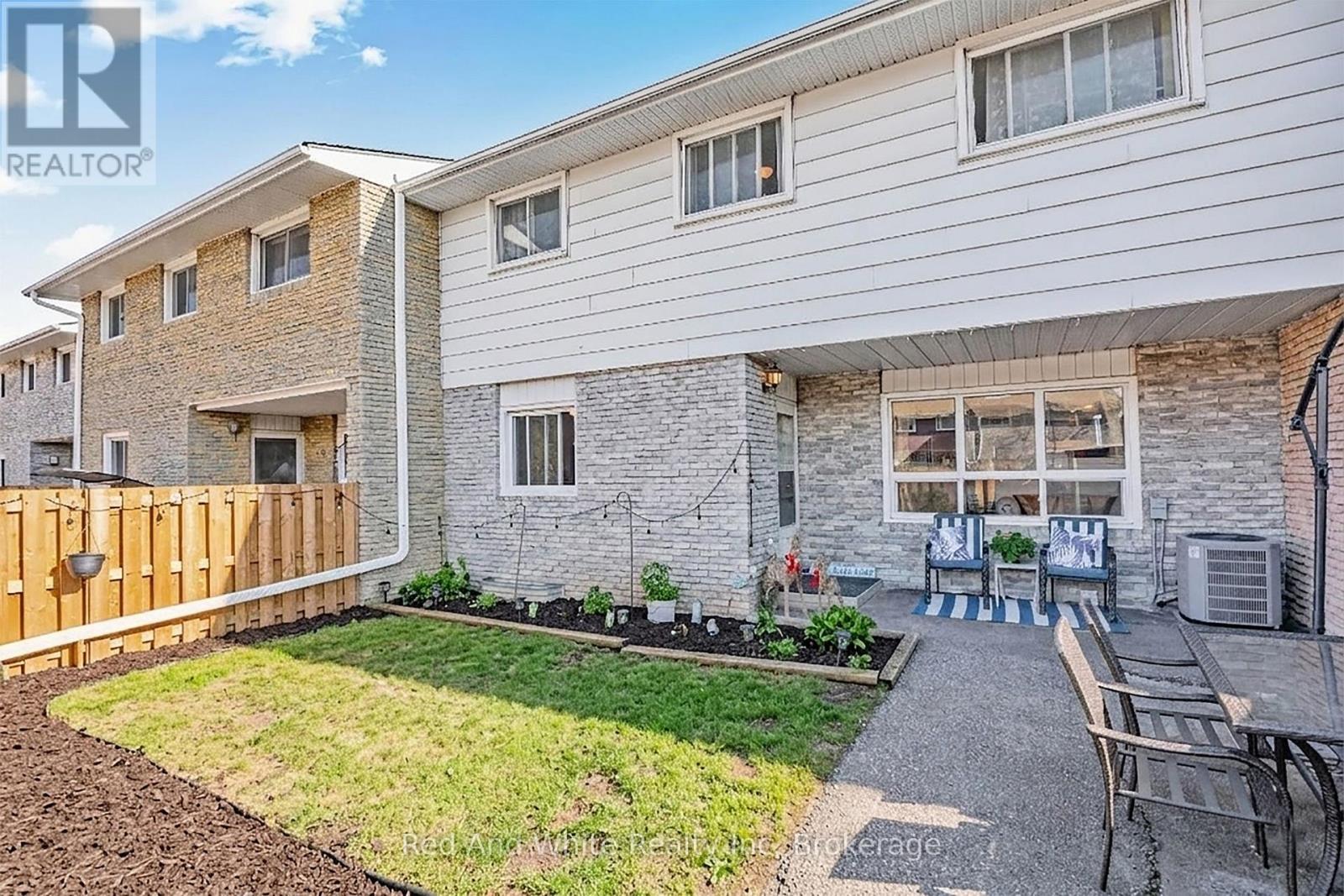 43 - 423 Westwood Drive, Kitchener, Ontario  N2M 5B5 - Photo 42 - X12888018