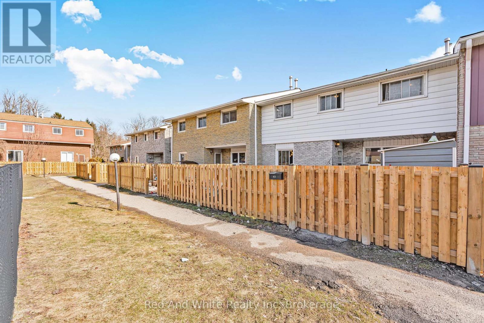 43 - 423 Westwood Drive, Kitchener, Ontario  N2M 5B5 - Photo 48 - X12888018