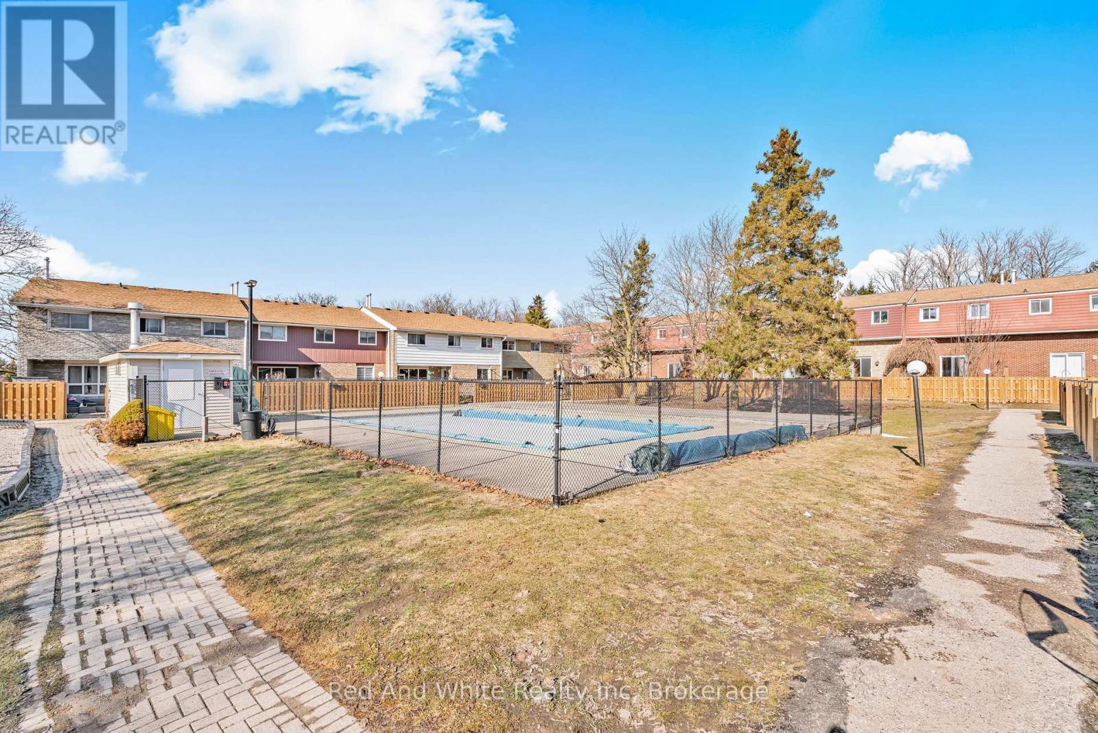 43 - 423 Westwood Drive, Kitchener, Ontario  N2M 5B5 - Photo 49 - X12888018