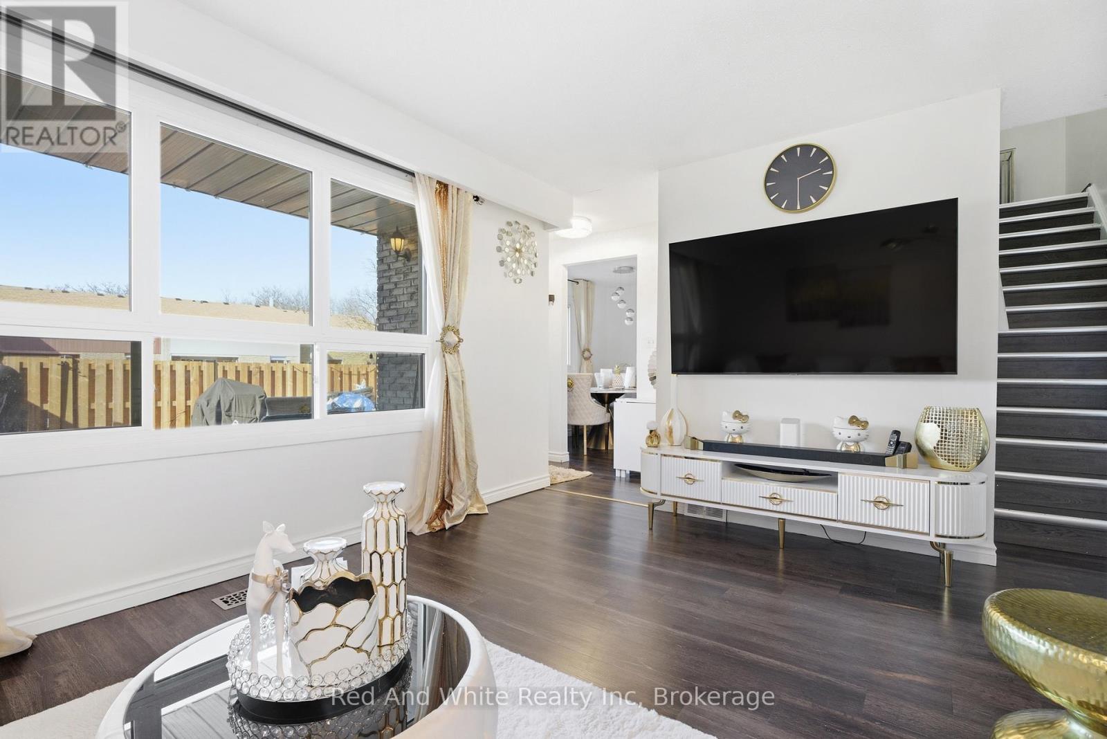 43 - 423 Westwood Drive, Kitchener, Ontario  N2M 5B5 - Photo 6 - X12888018