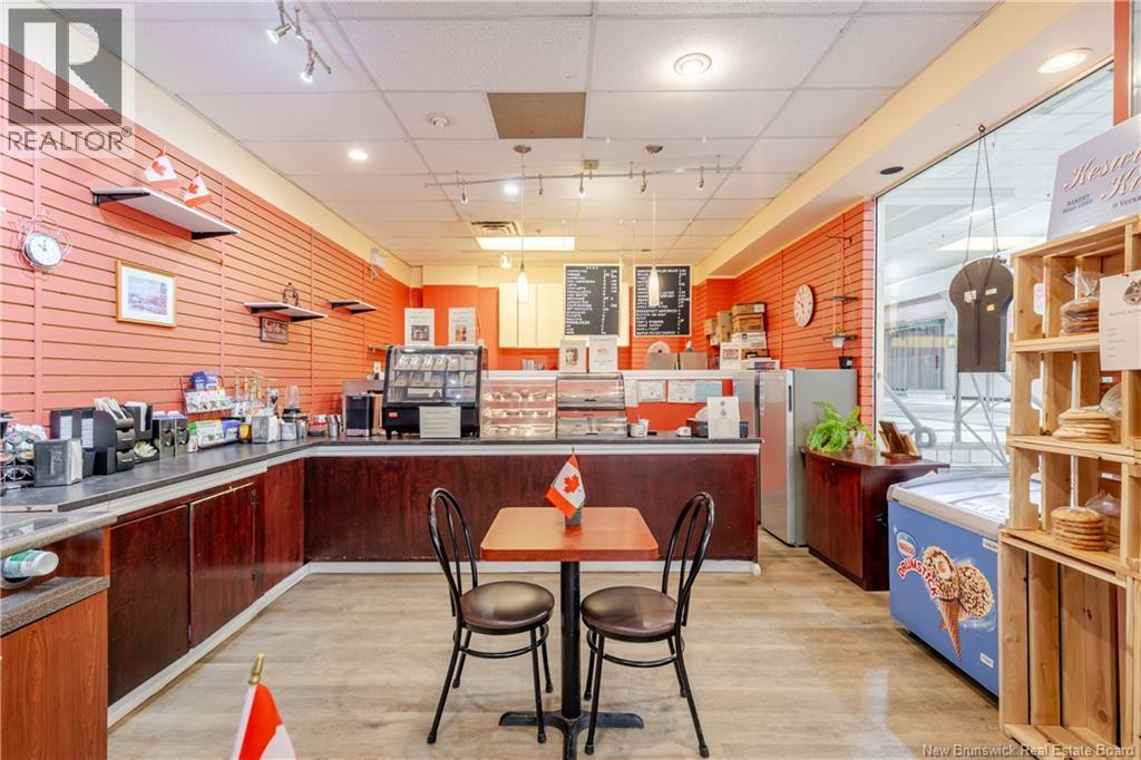 435 Brookside Drive, Fredericton, New Brunswick  E3A 8V4 - Photo 3 - NB131383