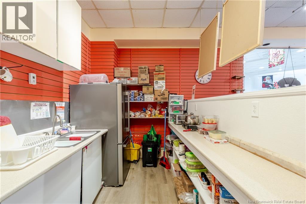 435 Brookside Drive, Fredericton, New Brunswick  E3A 8V4 - Photo 9 - NB131383