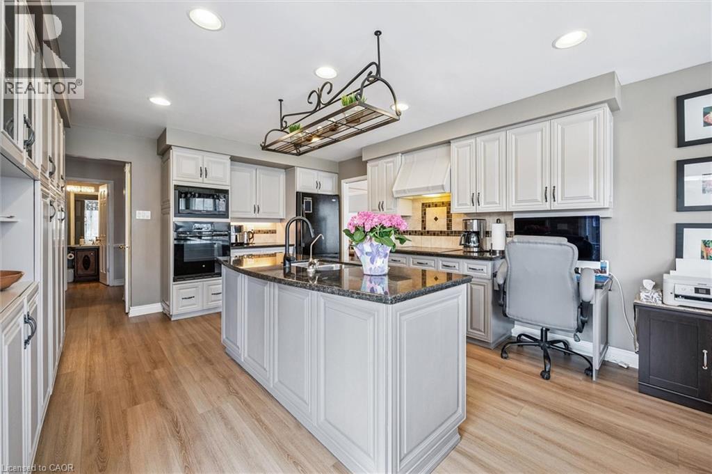 189 Winding Way, Kitchener, Ontario  N2N 1P3 - Photo 13 - 40811655