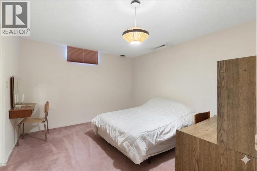 115 Midvalley Place Se, Calgary, Alberta  t2x 1k3 - Photo 37 - A2292940