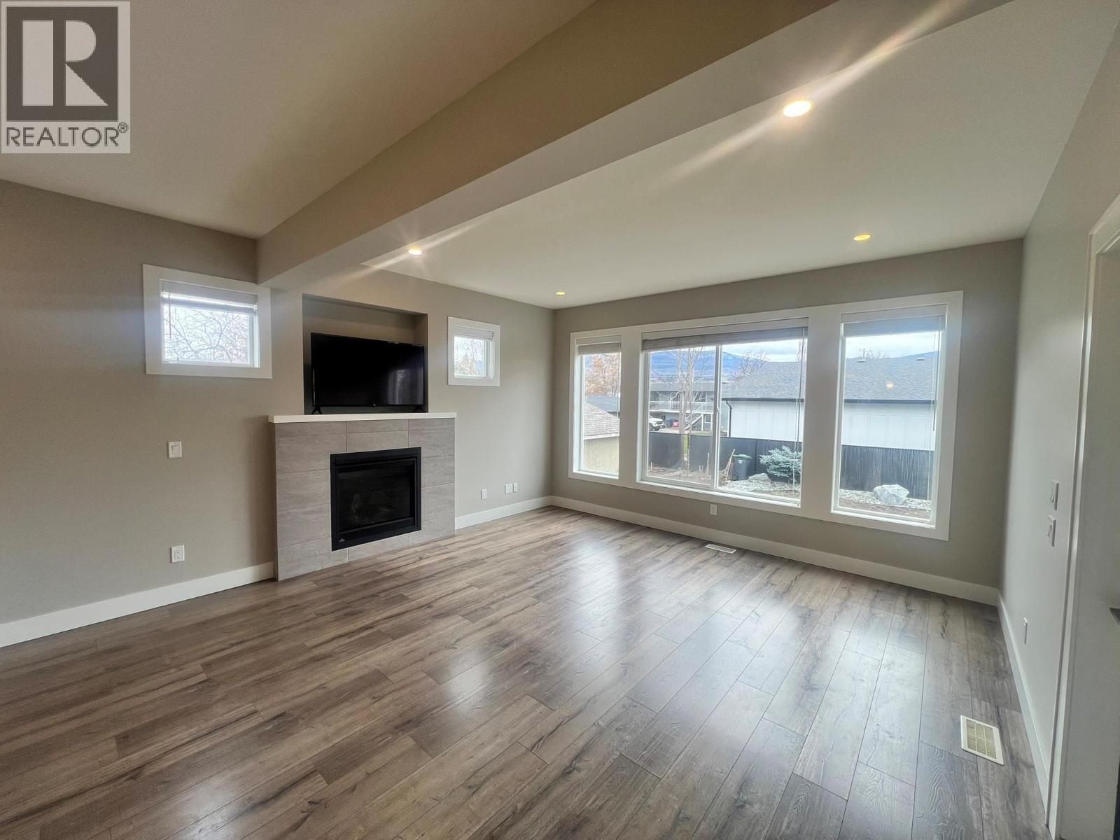 1753 KLO Road Kelowna, BC V1W3P3_3