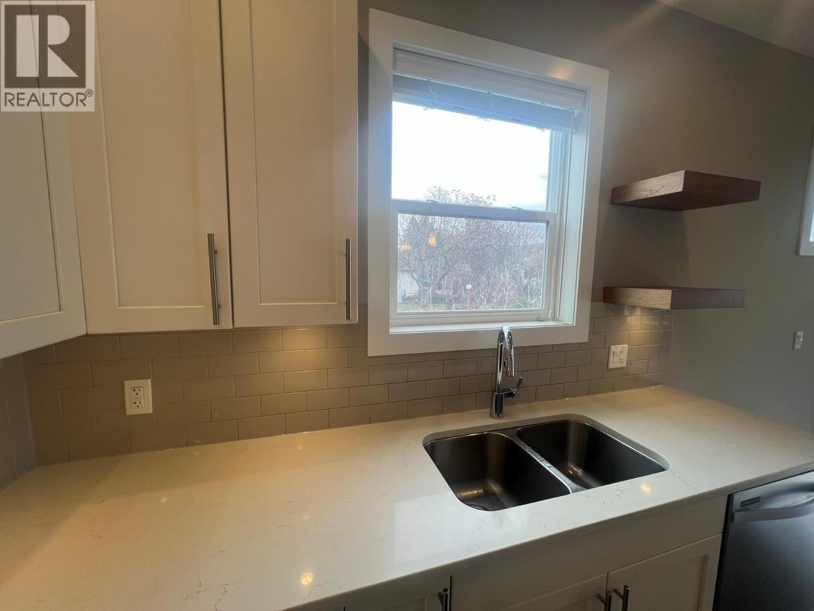 1753 KLO Road Kelowna, BC V1W3P3_9