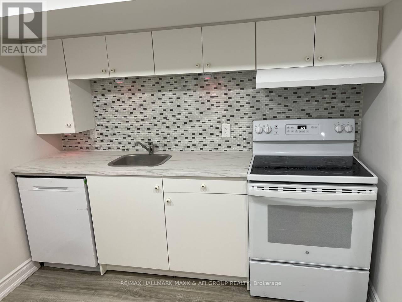 Bsmt - 3 Evan Road, Toronto, Ontario  M2N 2M4 - Photo 6 - C12887806