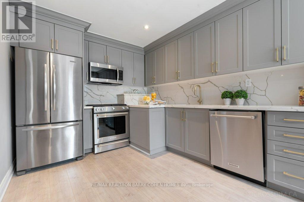 Main Fl - 326 Connaught Avenue, Toronto, Ontario  M2R 2L9 - Photo 11 - C12887816