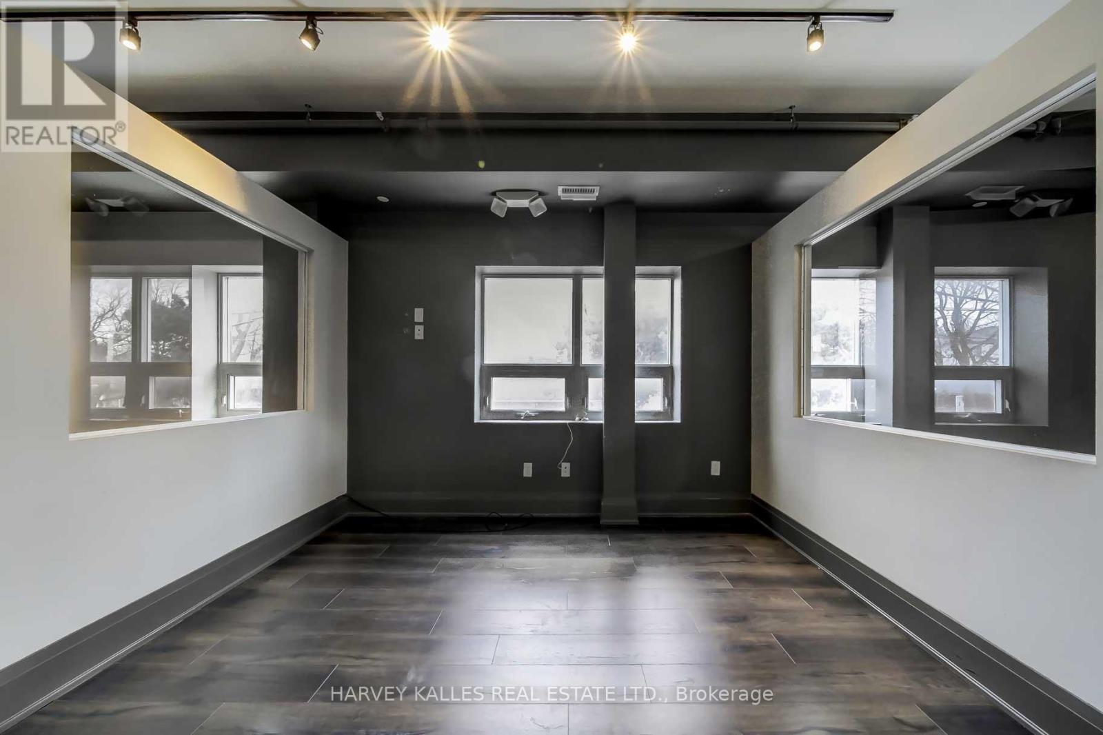 Main - 2078 Avenue Road, Toronto, Ontario M5M 4A6 - Photo 8 - C12887854