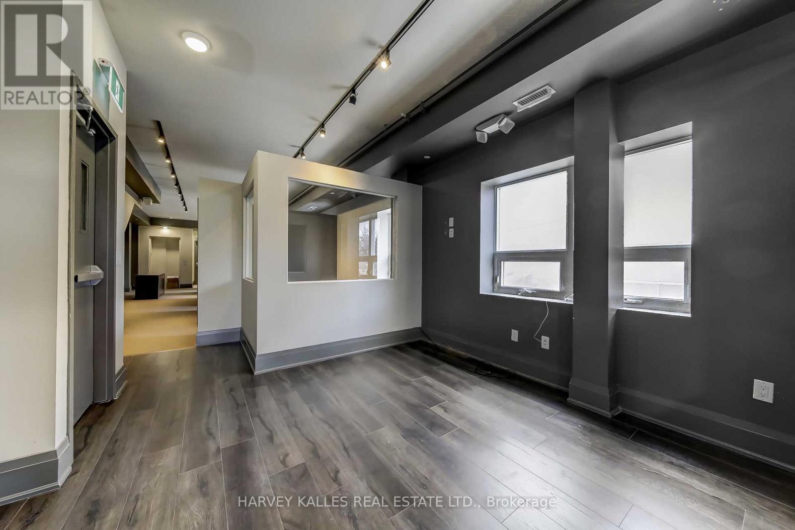 Main - 2078 Avenue Road, Toronto, Ontario M5M 4A6 - Photo 9 - C12887854