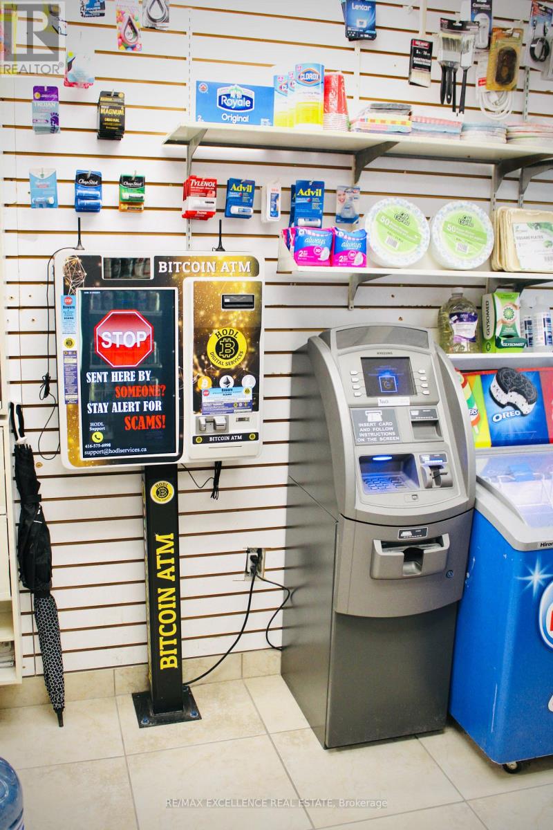 4119 Bathurst Street, Toronto, Ontario  M3H 3P4 - Photo 11 - C12887880