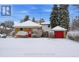 71 STUART CRESCENT, Toronto, Ontario